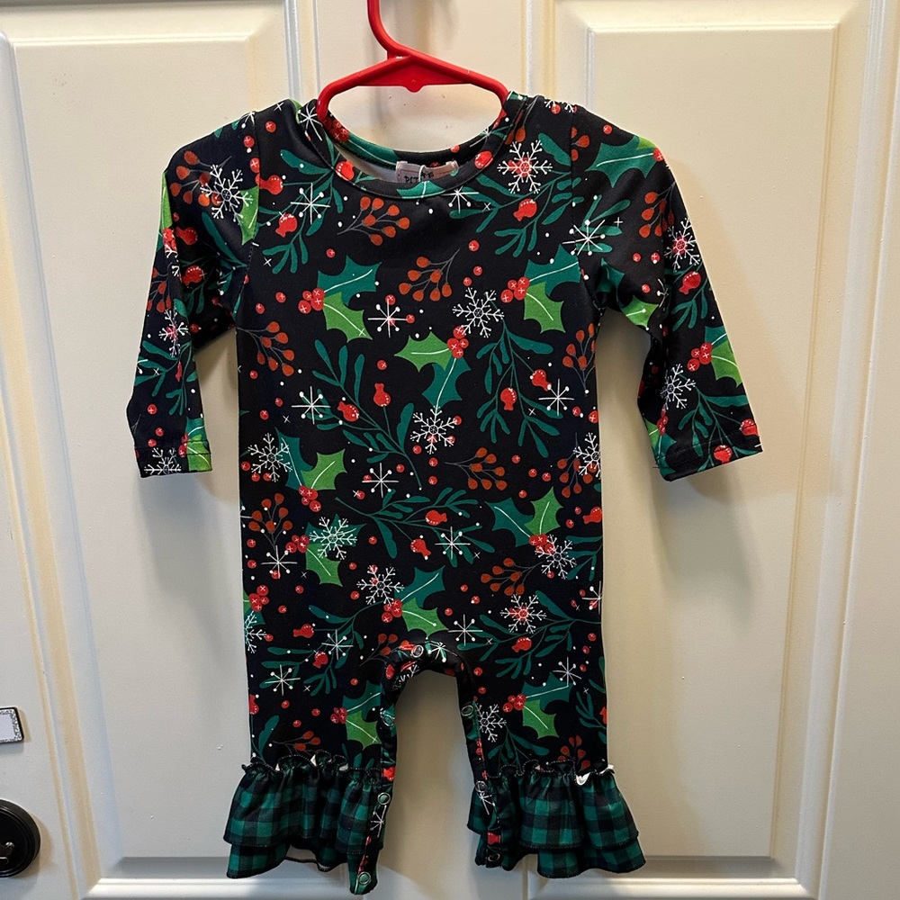 Lucy & Pete Romper Christmas Holly